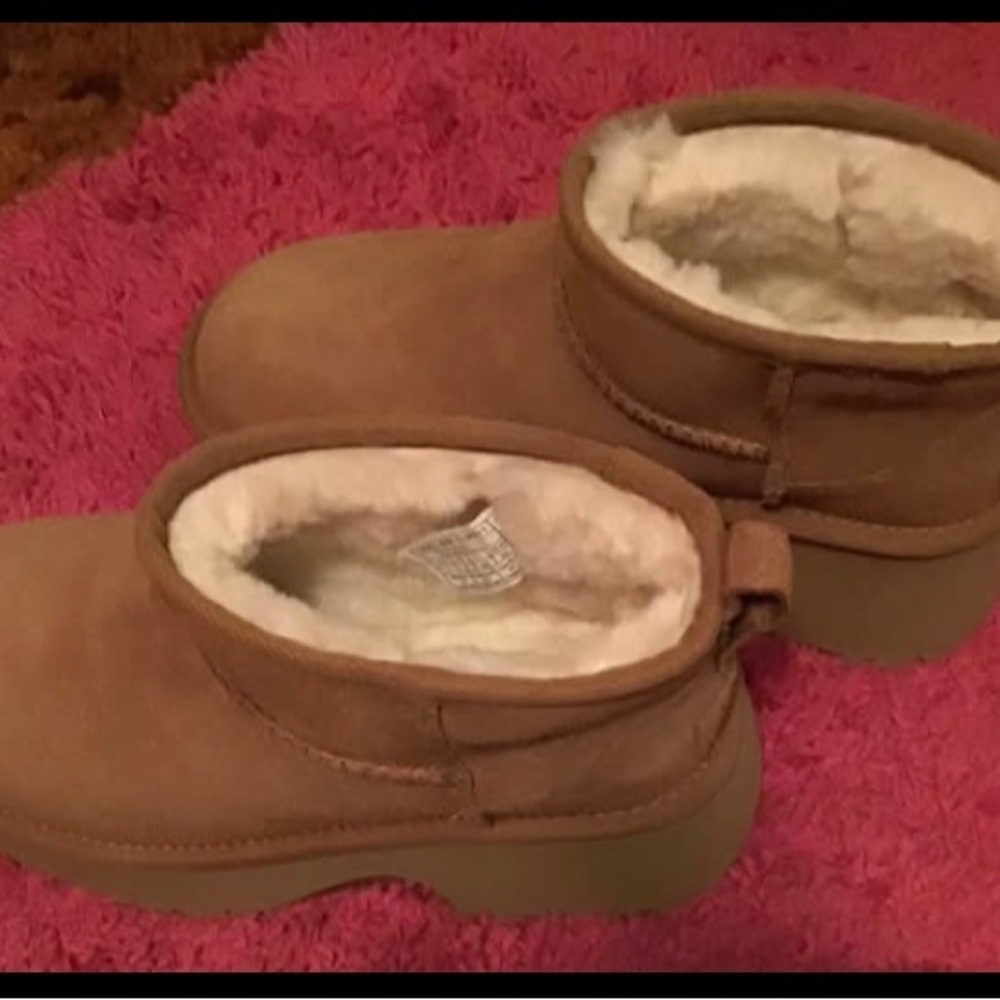 Cozy Tan Shearling-Lined Boots
